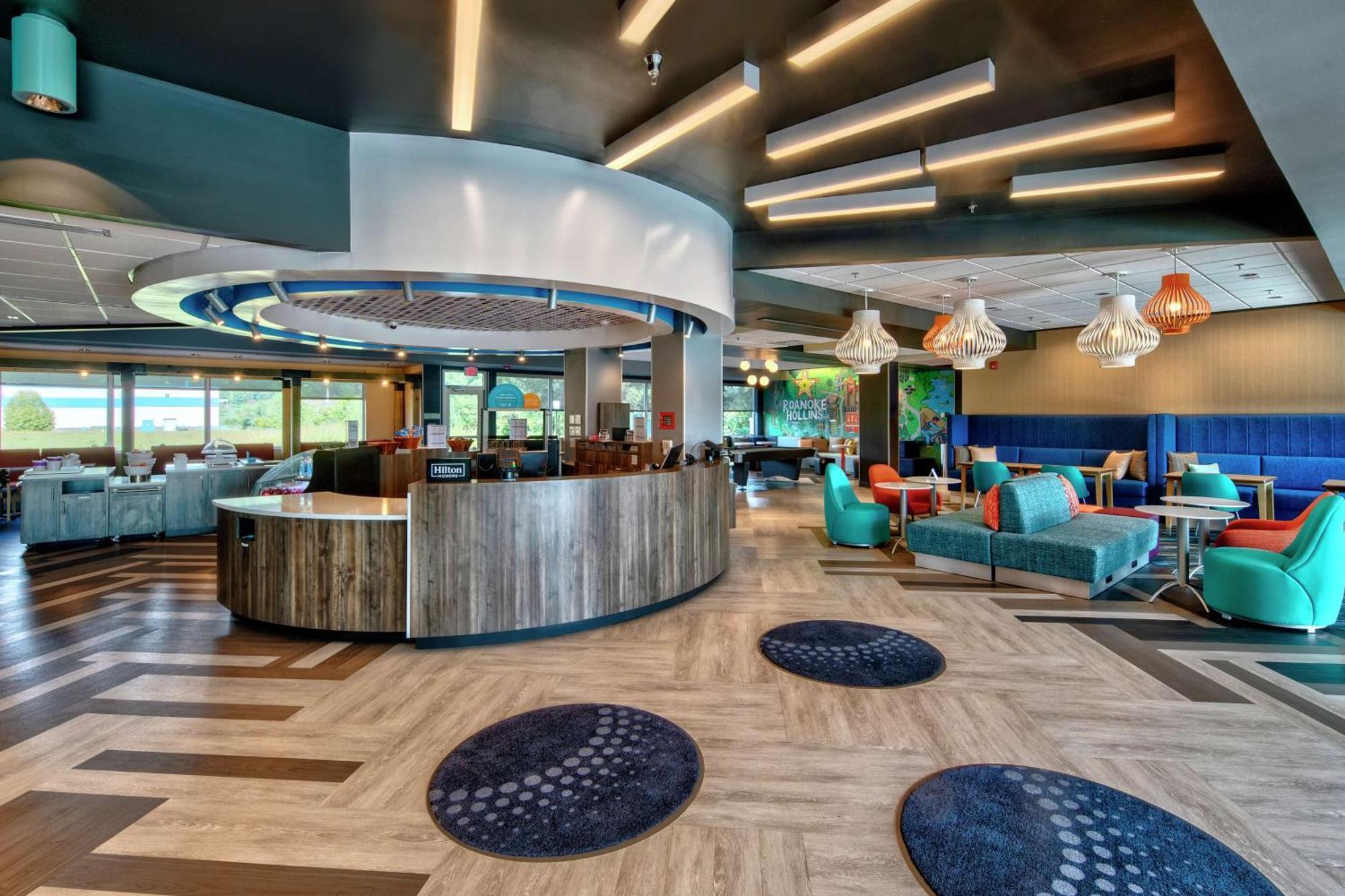 Tru By Hilton Roanoke Hollins Hotel Exterior foto